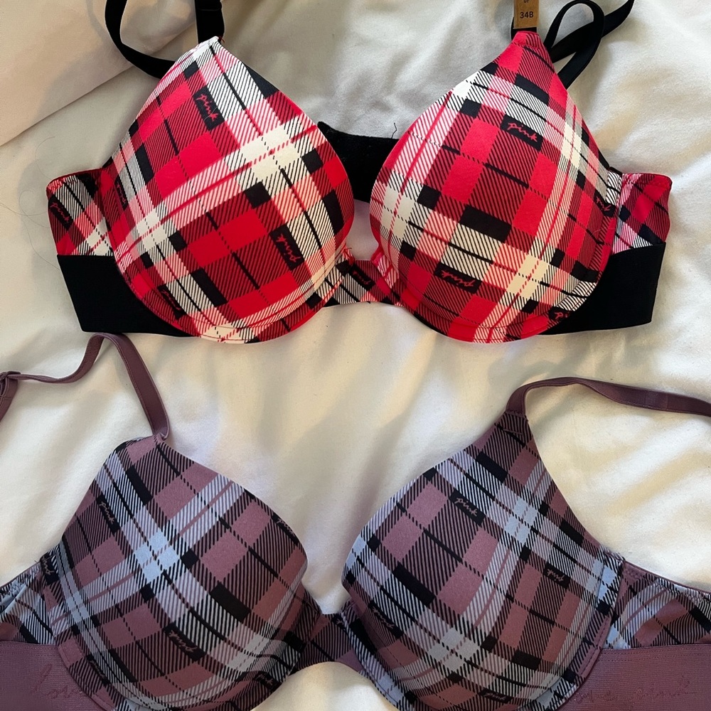 Victoria’s secret bra (x2)